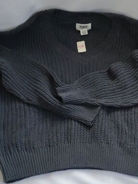 NWT Size L PINK Victoria's Secret Charcoal Crewneck Knit Sweater
